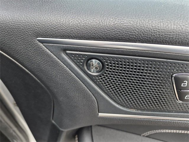 Used 2024 Ford Edge Titanium image 18