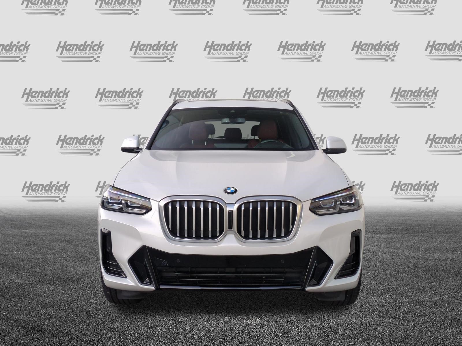 Certified 2024 BMW X3 xDrive30i w/ Premium Package AWD/4WD image 3