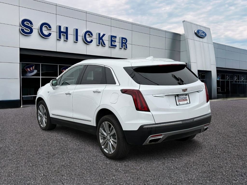 Used 2024 Cadillac XT5 Premium Luxury image 3