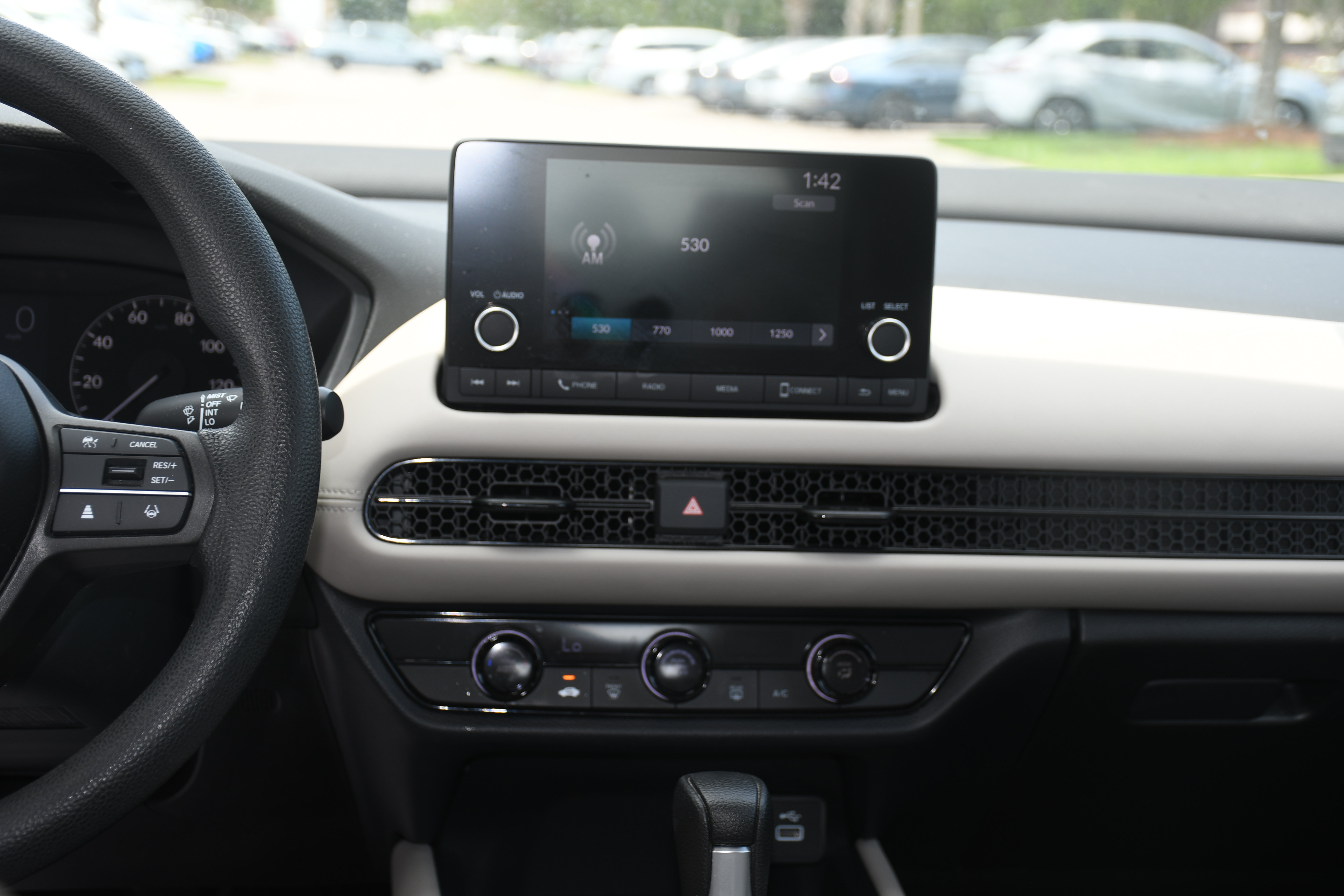 Used 2024 Honda HR-V LX image 15