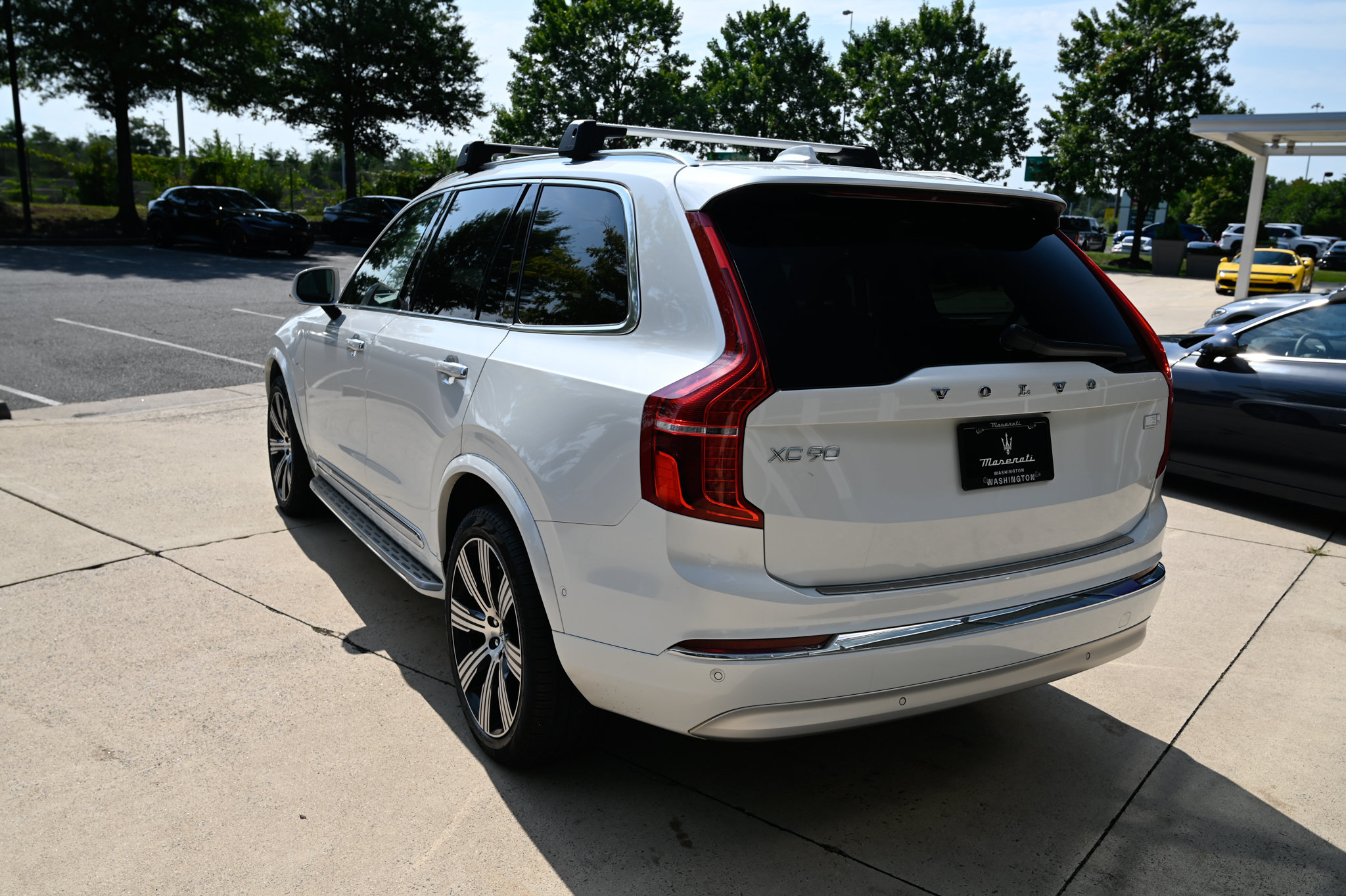 Used 2022 Volvo XC90 T8 Inscription w/ Advanced Package AWD/4WD image 7