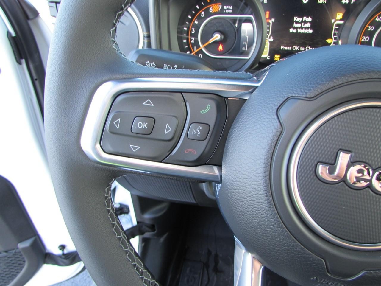 New 2026 Jeep Wrangler Unlimited Sahara AWD/4WD image 17
