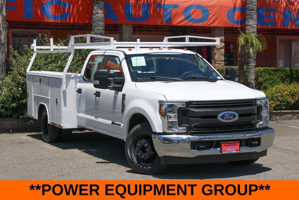 Used 2019 Ford F350 XL w/ Power Equipment Group RWD image 2