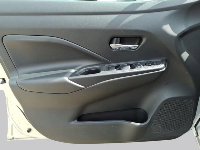 Used 2023 Nissan Versa SV image 10