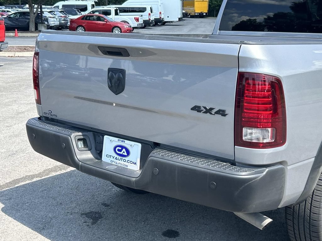 Used 2022 RAM 1500 Warlock AWD/4WD image 13