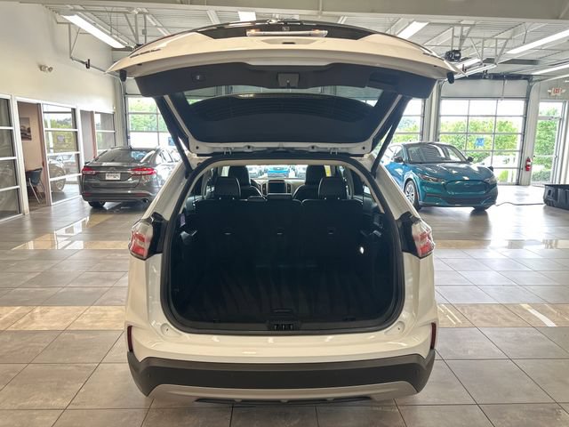 Used 2023 Ford Edge SEL w/ Convenience Package AWD/4WD image 29