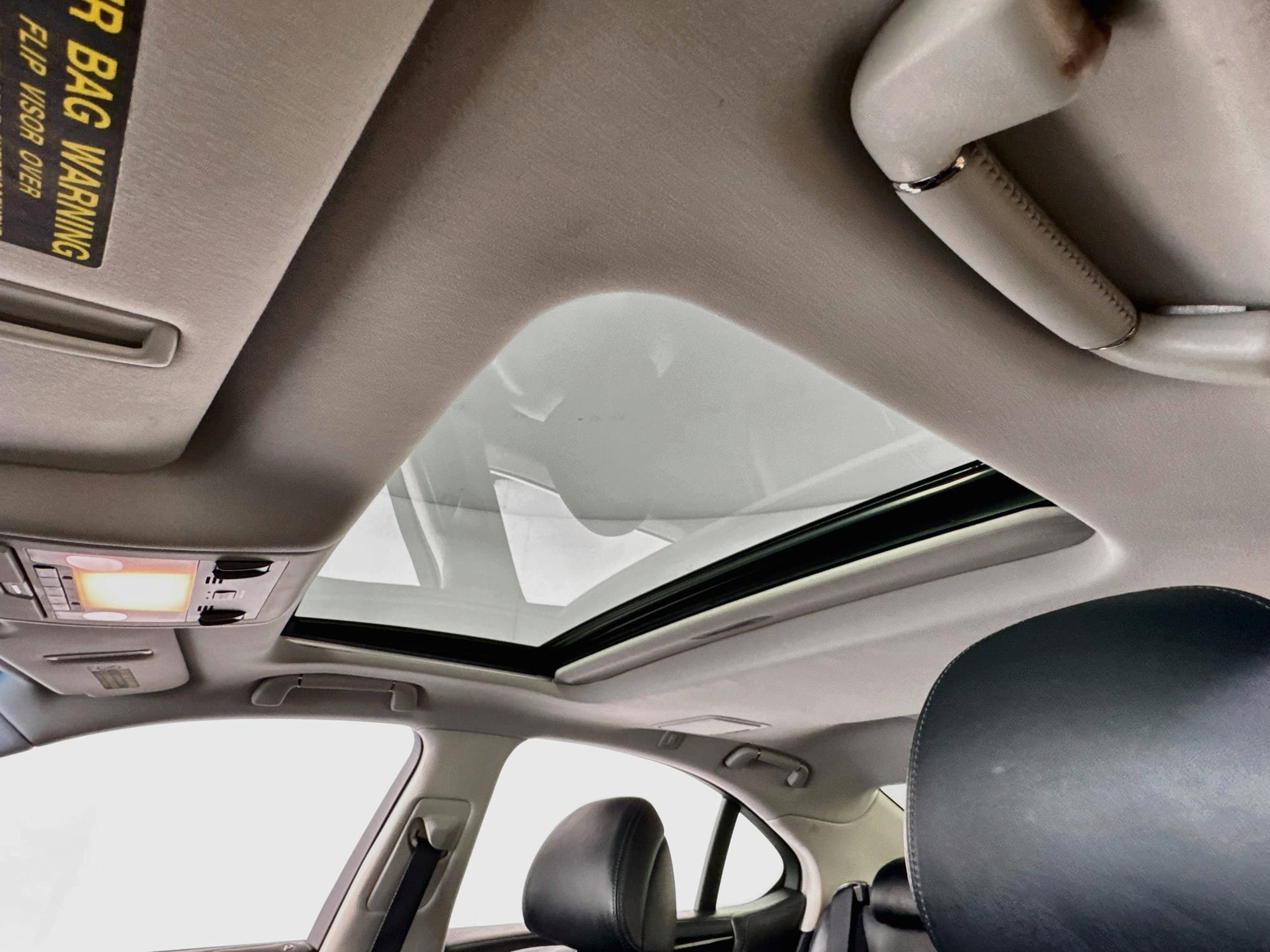 Used 2013 Lexus LS 460 AWD w/ Comfort Pkg image 6