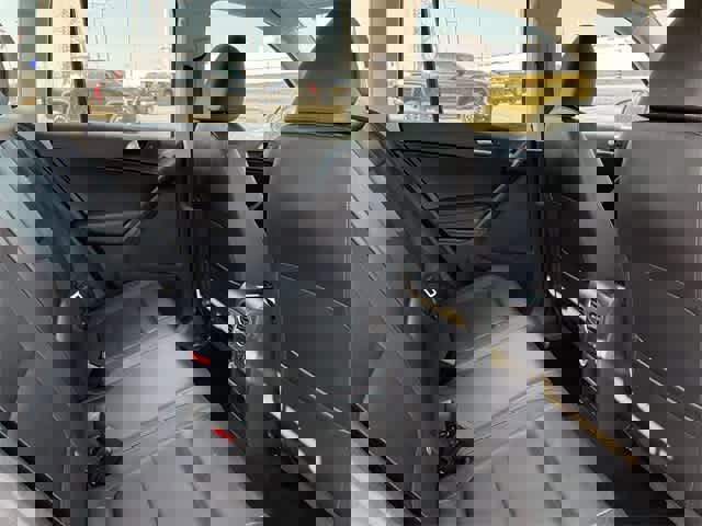 Used 2017 Volkswagen Tiguan S image 16