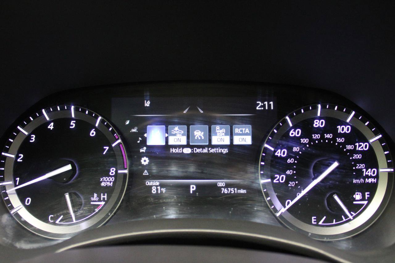 Used 2021 Toyota Highlander XLE image 71