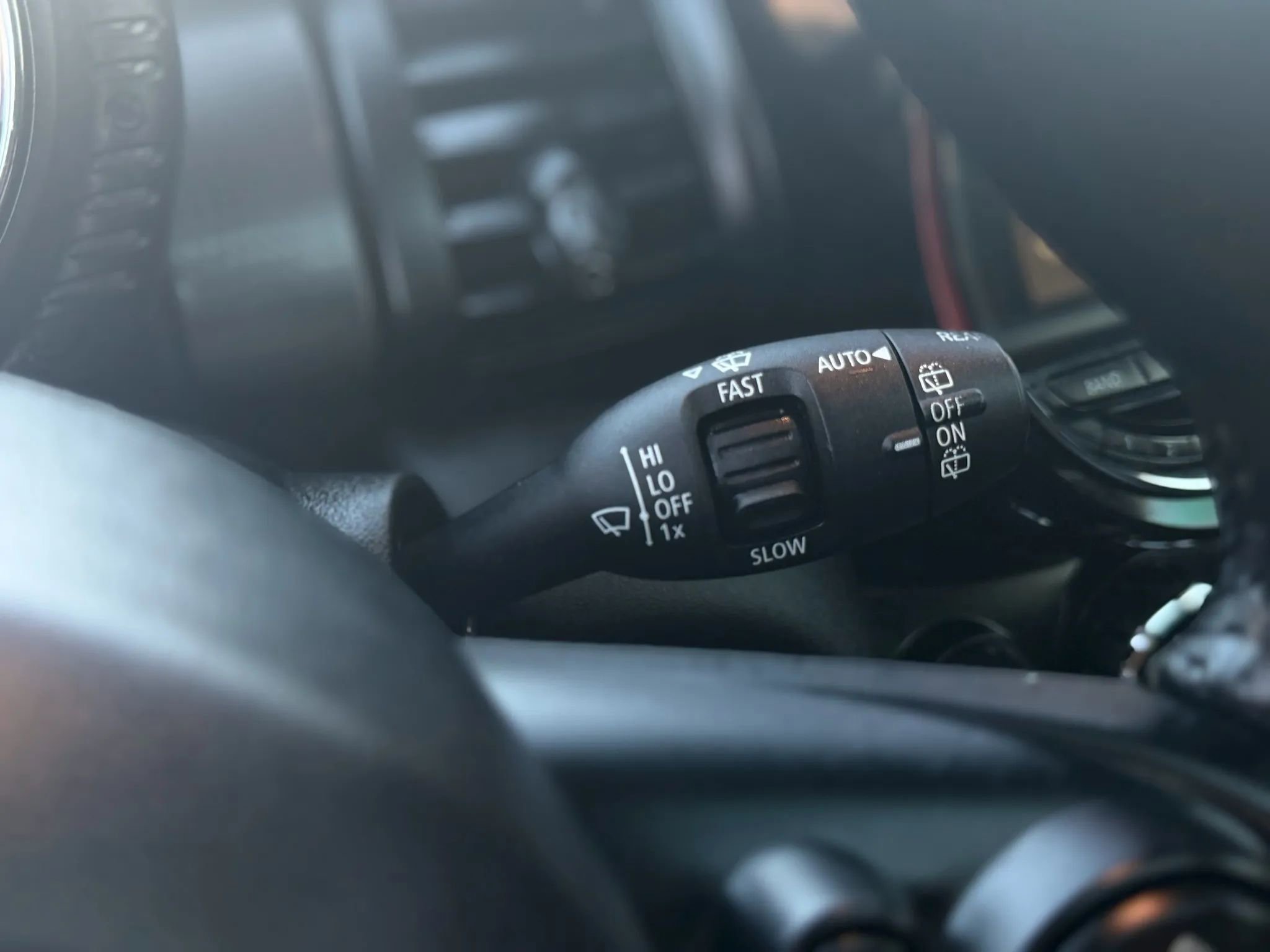 Used 2017 MINI Cooper 2-Door Hardtop image 19