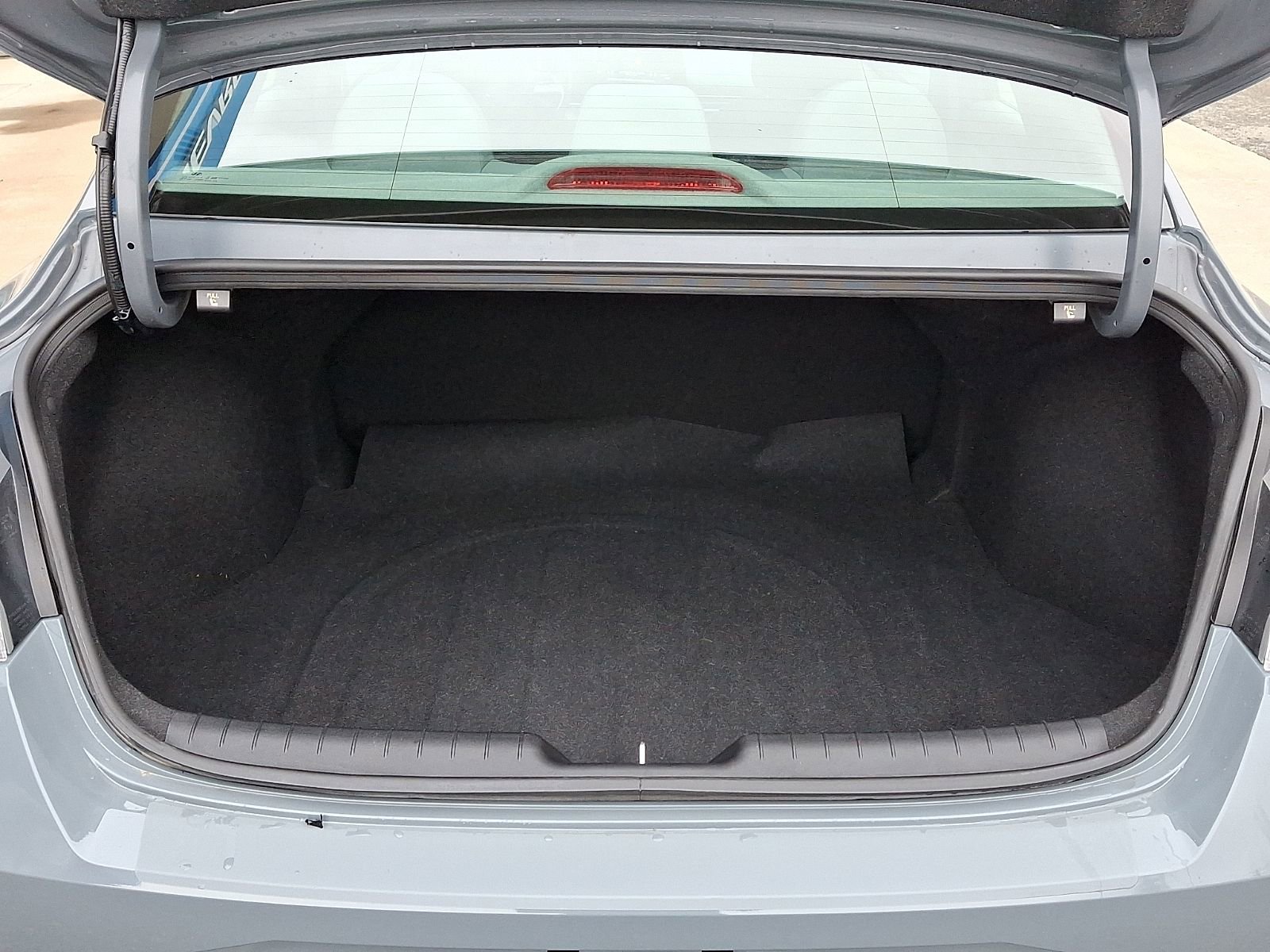 Used 2023 Hyundai Elantra SEL w/ Convenience Package image 29