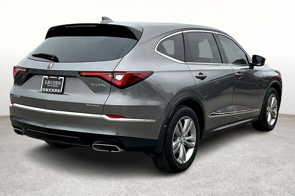 Used 2024 Acura MDX SH-AWD image 2