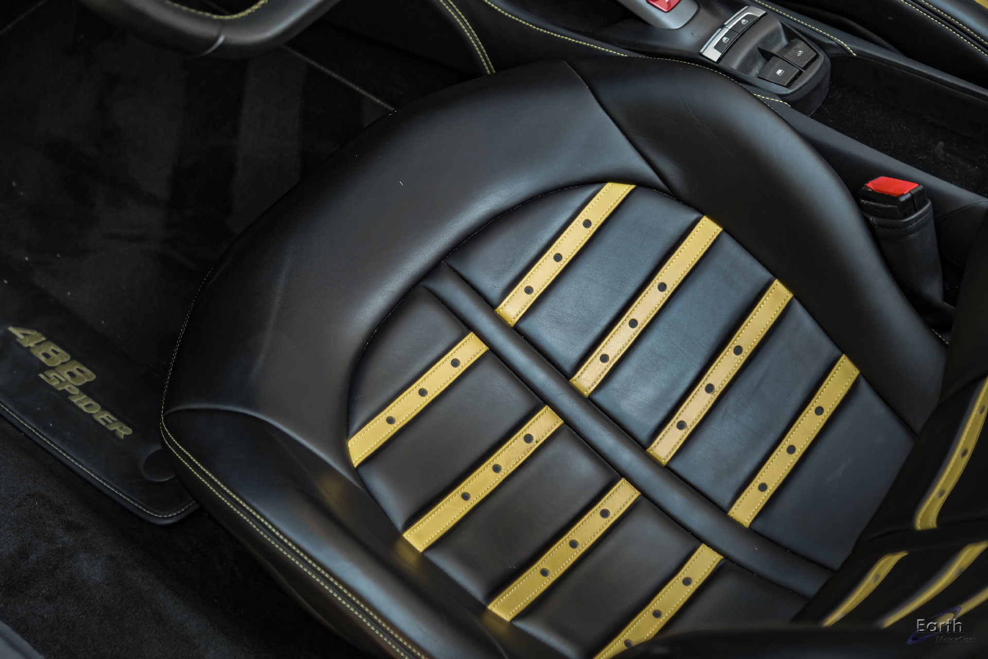 Used 2018 Ferrari 488 Spider RWD image 52