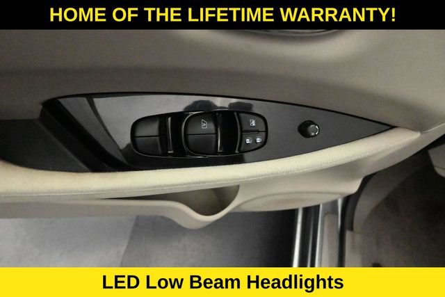 Used 2015 Nissan Leaf SV w/ LED & Quick Charge Package FWD image 13