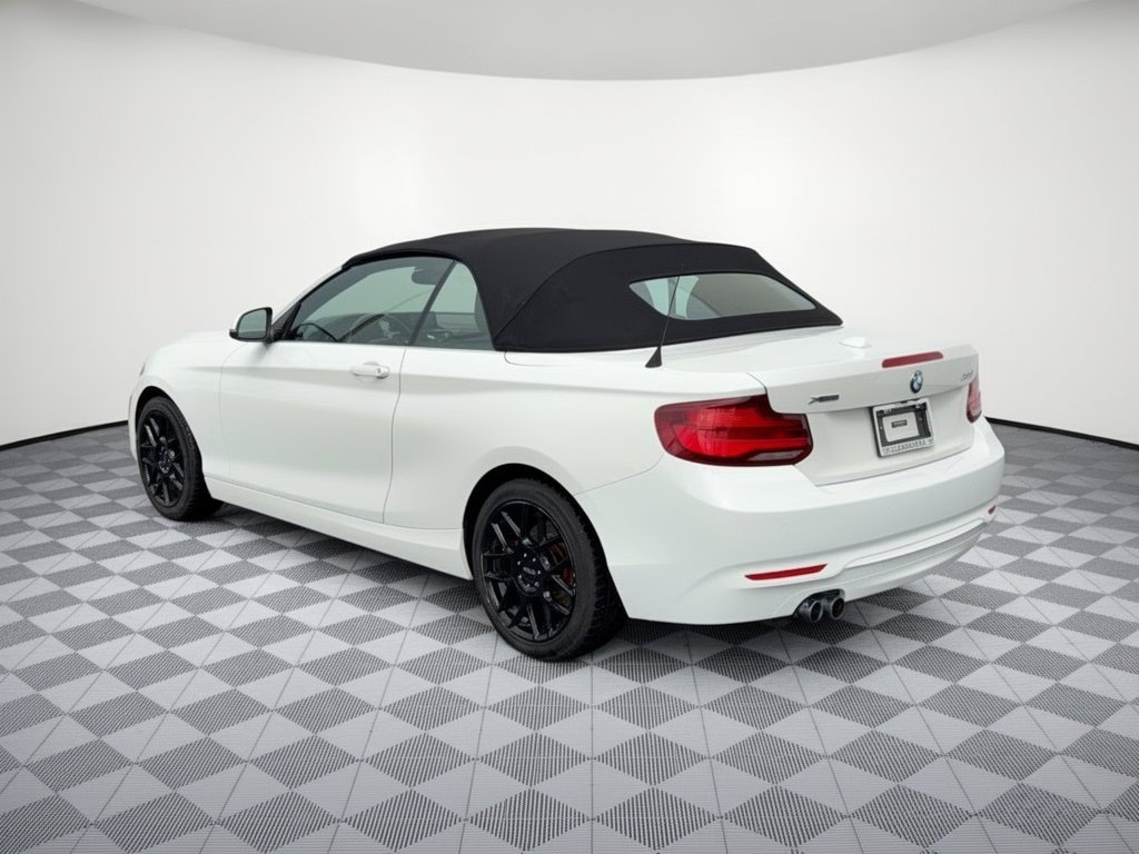 Used 2020 BMW 230i xDrive Convertible AWD/4WD image 3