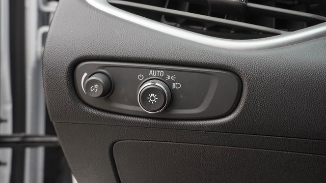 Used 2024 Chevrolet Malibu LT FWD image 20