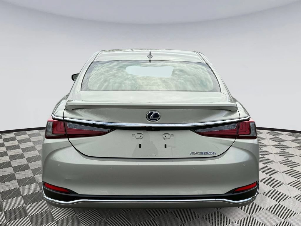 Used 2019 Lexus ES 300h FWD image 3