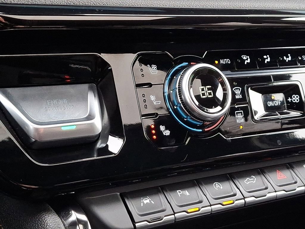 Used 2023 GMC Sierra 1500 AT4 w/ AT4 Premium Package image 26