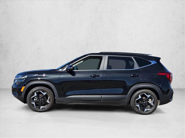 Used 2024 Kia Seltos EX image 7
