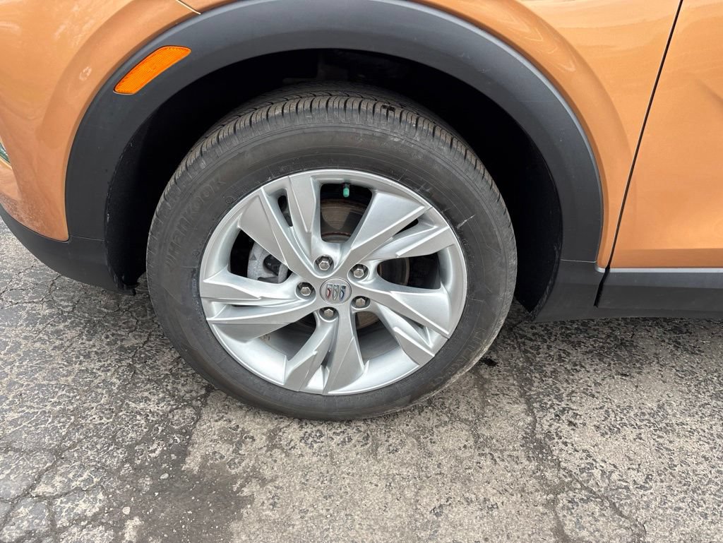 Used 2024 Buick Encore GX Preferred w/ Comfort Package FWD image 11