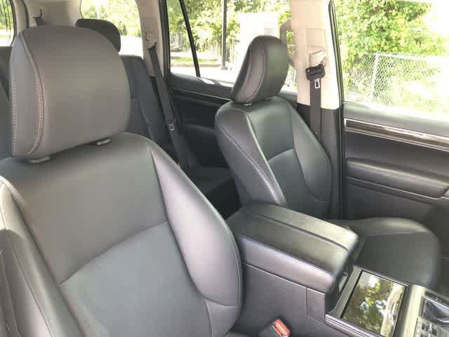 Used 2016 Lexus GX 460 w/ Navigation Package AWD/4WD image 39