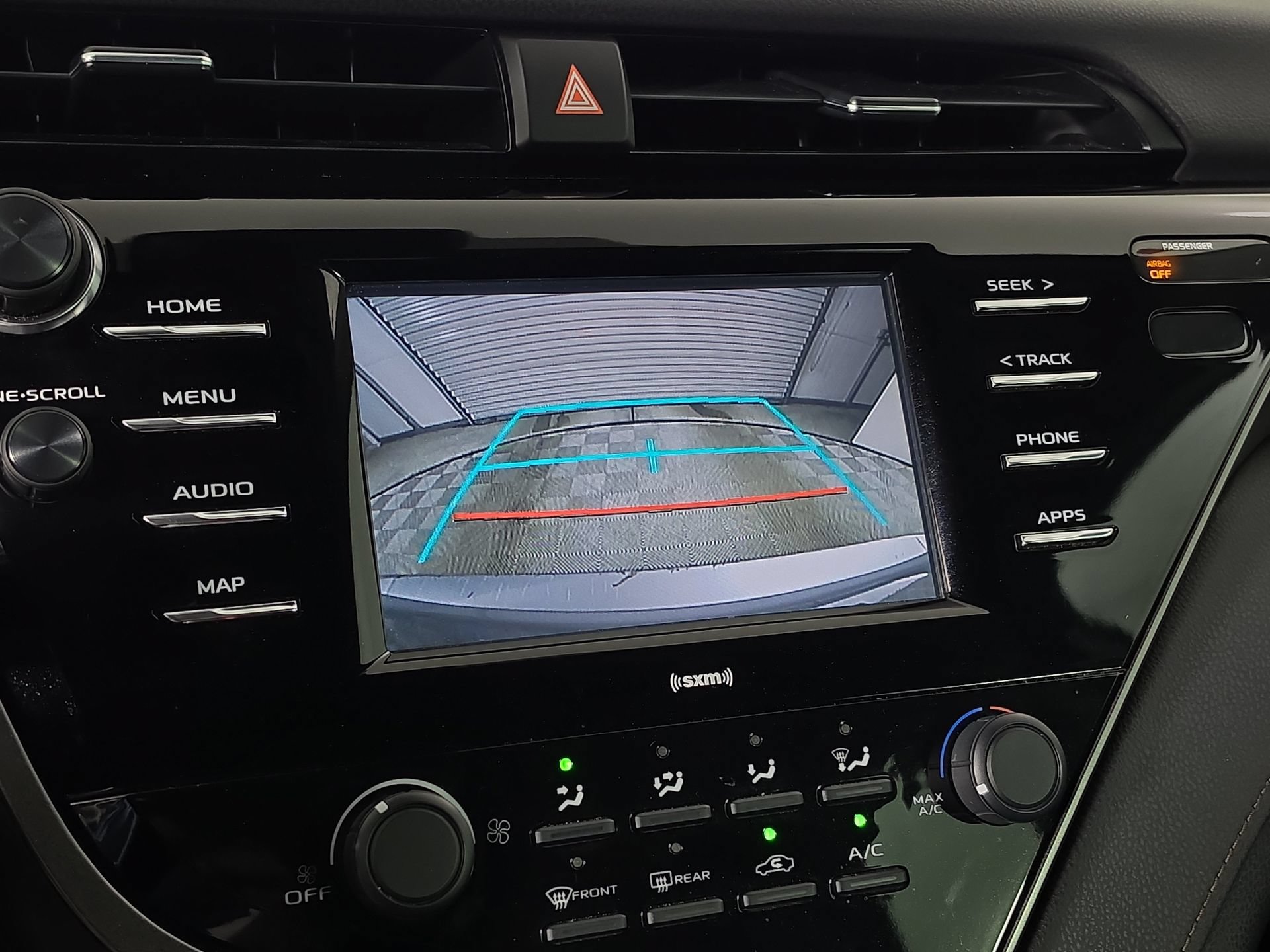 Used 2020 Toyota Camry LE FWD image 24