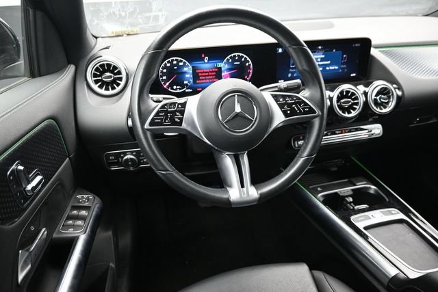 Used 2025 Mercedes-Benz GLA 250 image 12