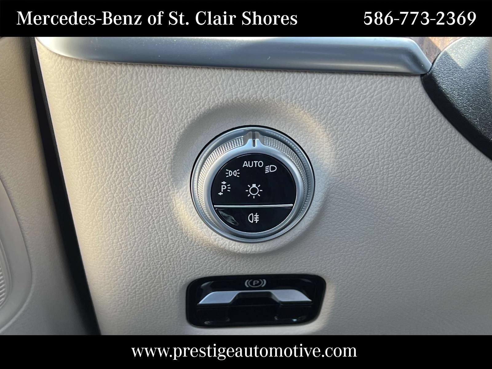 Certified 2025 Mercedes-Benz C 300 4MATIC Sedan image 36