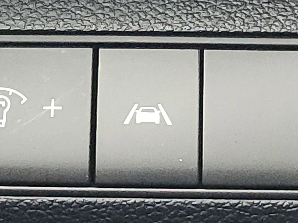 Used 2021 Hyundai Santa Fe SEL w/ Cargo Package image 35