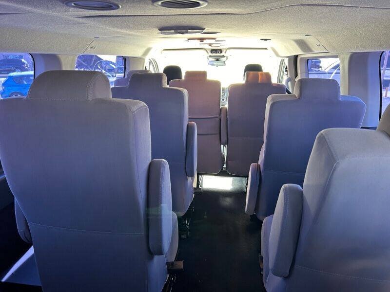 Used 2020 Ford Transit 350 XLT RWD image 14
