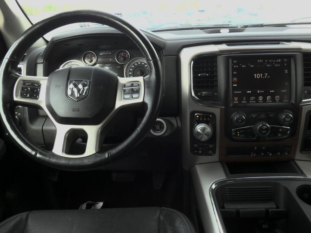 Used 2016 RAM 1500 Laramie w/ Convenience Group AWD/4WD image 13
