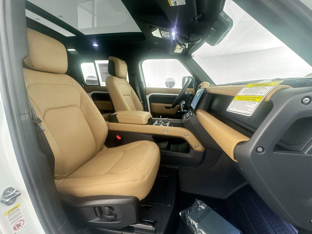 New 2026 Land Rover Defender 110 S AWD/4WD image 28