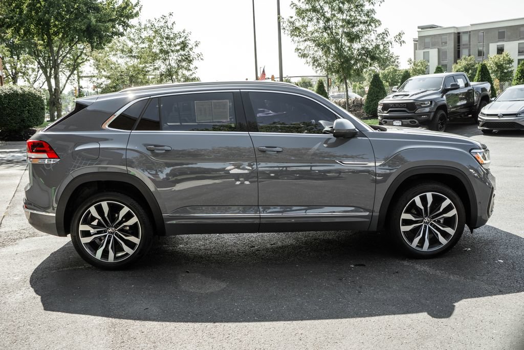 Used 2021 Volkswagen Atlas Cross Sport SEL Premium R-Line AWD/4WD image 3