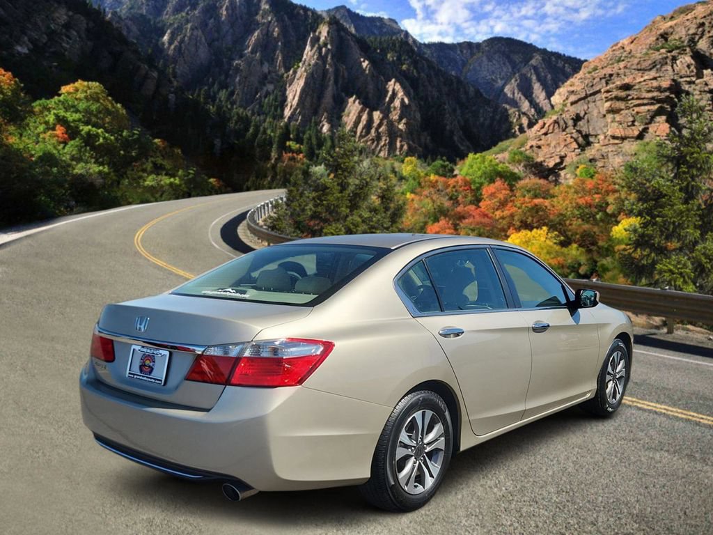 Used 2013 Honda Accord LX image 3