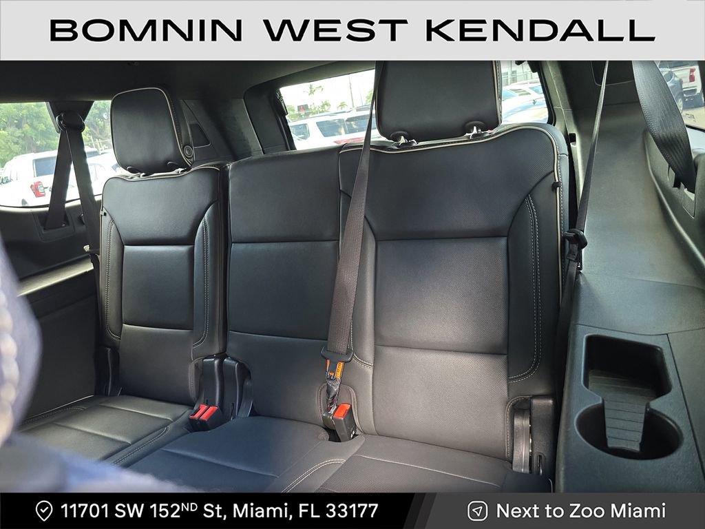 Used 2023 GMC Yukon XL SLT image 12
