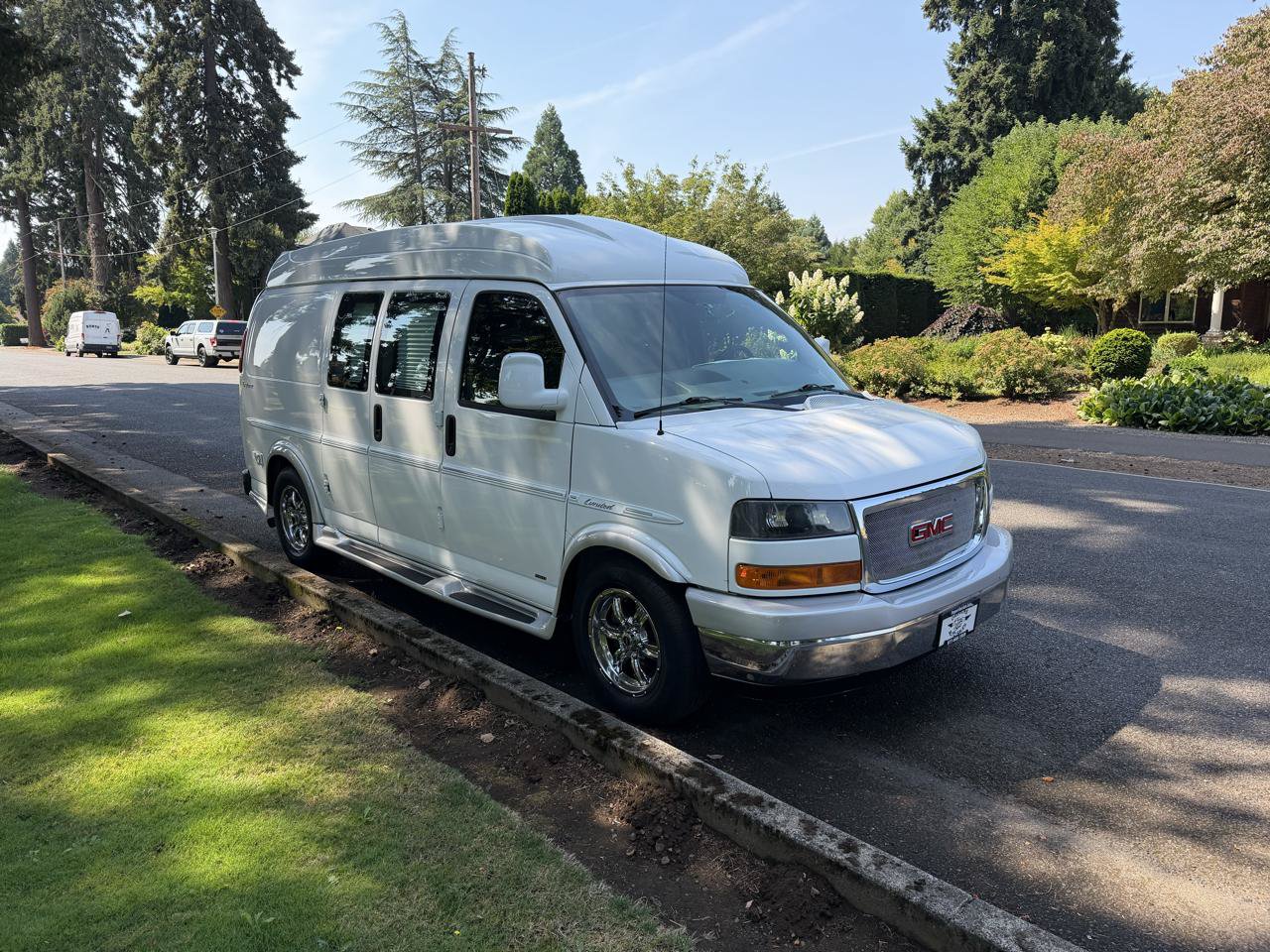 Used 2011 GMC Savana 1500 AWD image 4