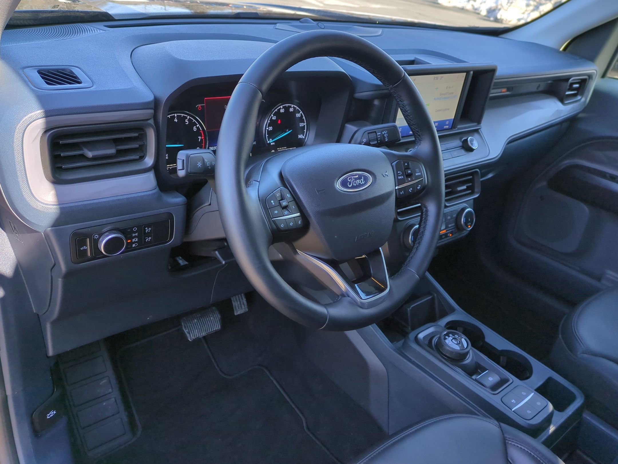 Certified 2024 Ford Maverick Lariat w/ Black Appearance Package image 8