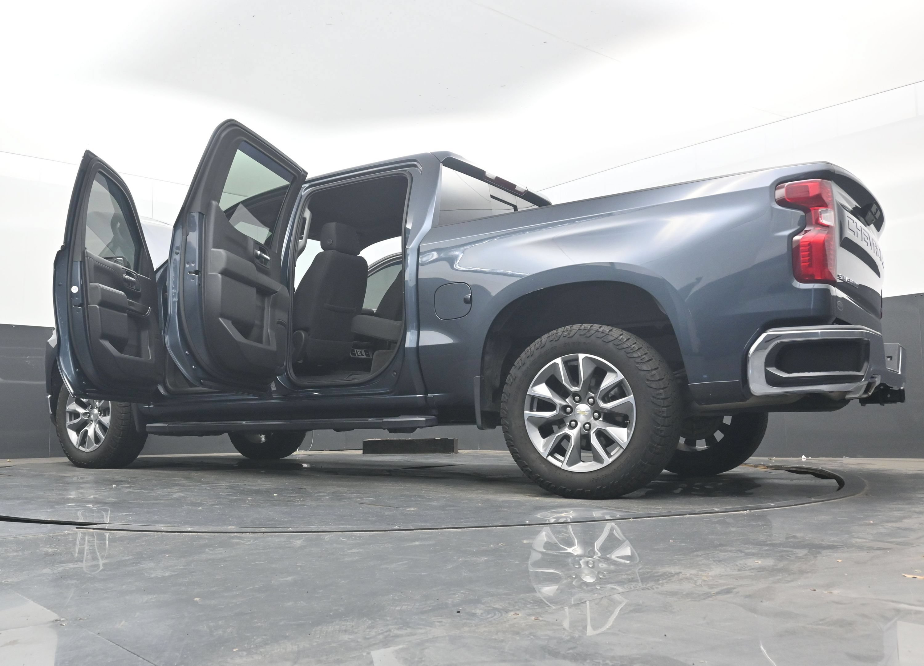 Used 2021 Chevrolet Silverado 1500 LT w/ All Star Edition Plus AWD/4WD image 43