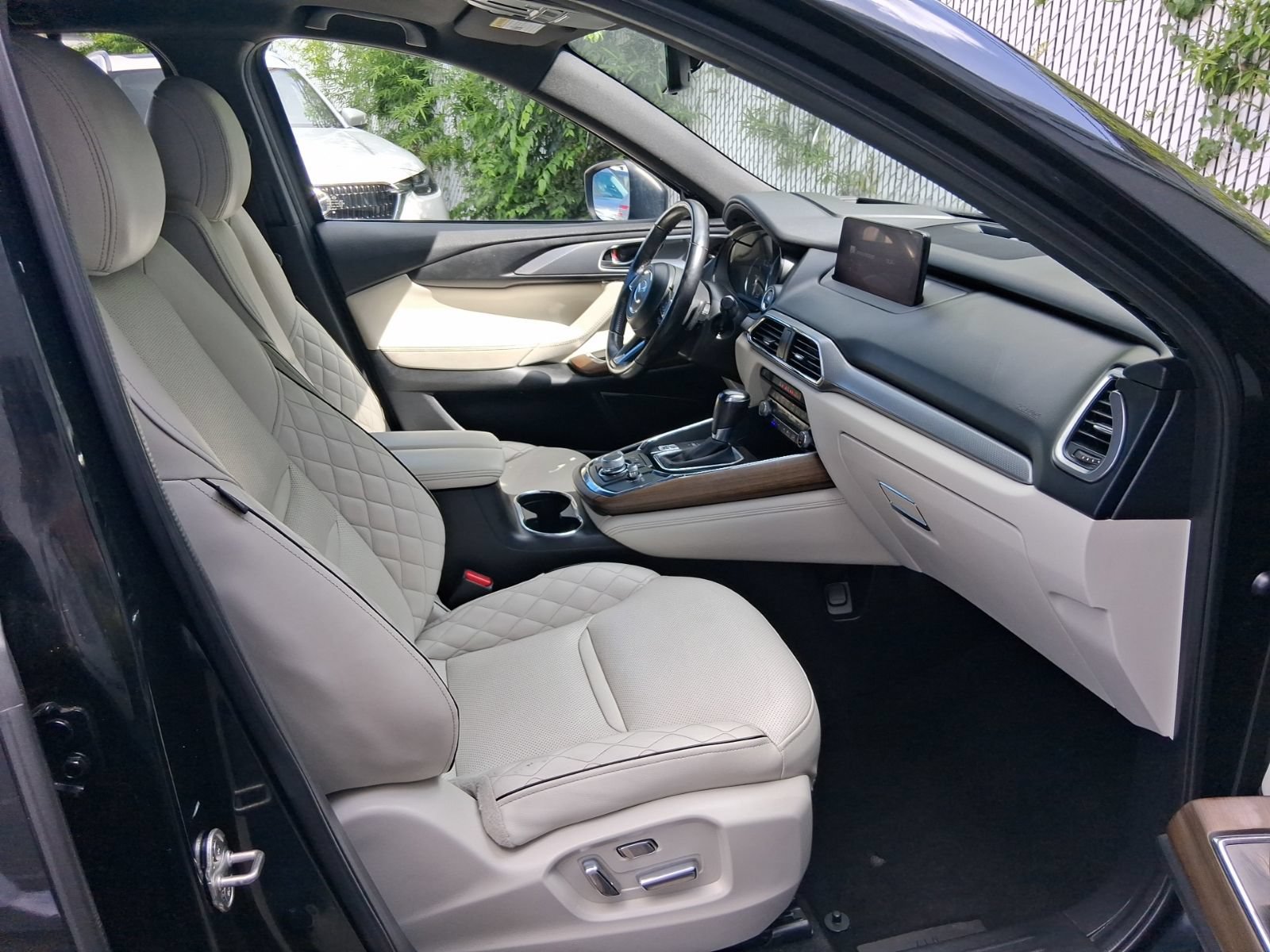 Certified 2022 MAZDA CX-9 Signature AWD/4WD image 17