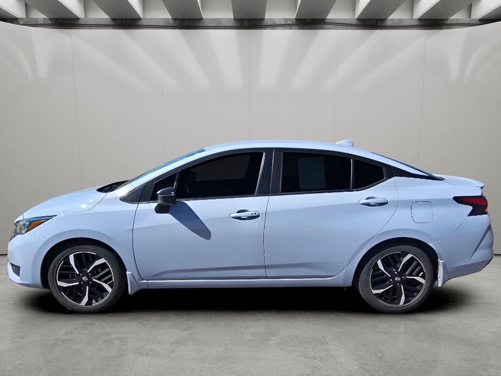 Used 2024 Nissan Versa SR w/ Trunk Package image 2
