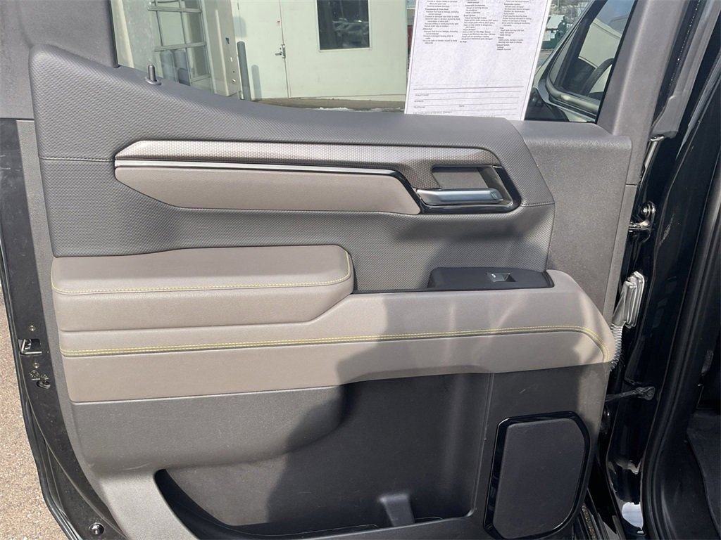 Used 2023 Chevrolet Silverado 1500 ZR2 w/ Technology Package image 16