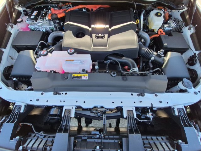 New 2026 Toyota Sequoia Platinum w/ TRD Off-Road Package AWD/4WD image 36