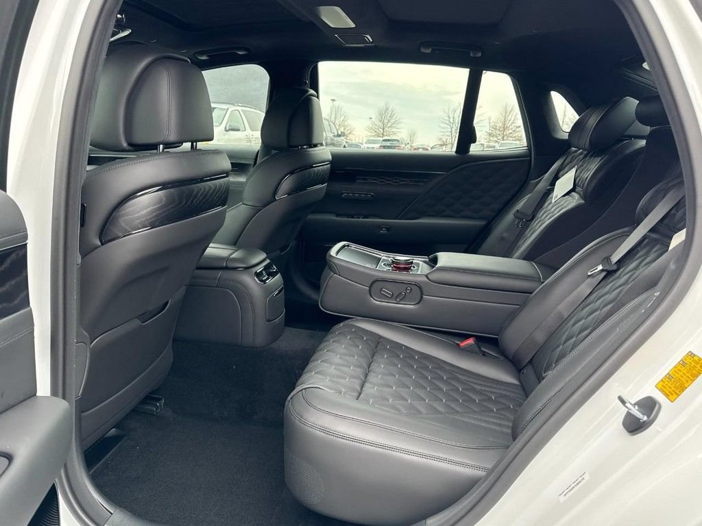 New 2026 Genesis G90 3.5T Prestige AWD/4WD image 7