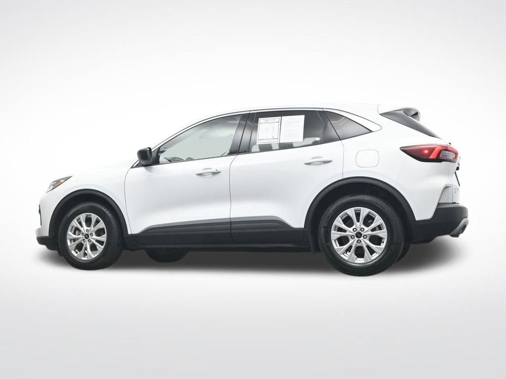 Used 2024 Ford Escape Active w/ Cold Weather Package FWD image 39