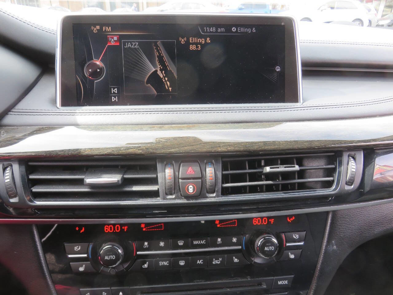 Used 2016 BMW X5 xDrive50i AWD/4WD image 17