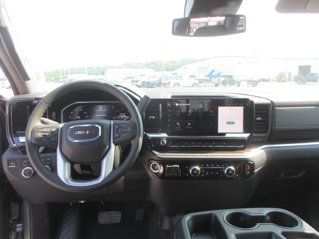 New 2026 GMC Sierra 2500 SLE w/ SLE Value Package; AWD/4WD image 16