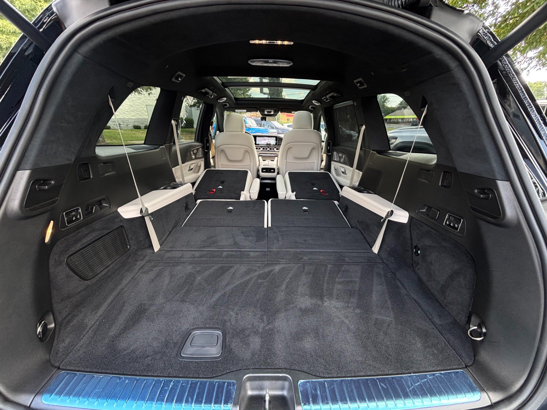 Used 2021 Mercedes-Benz GLS 63 AMG 4MATIC image 17