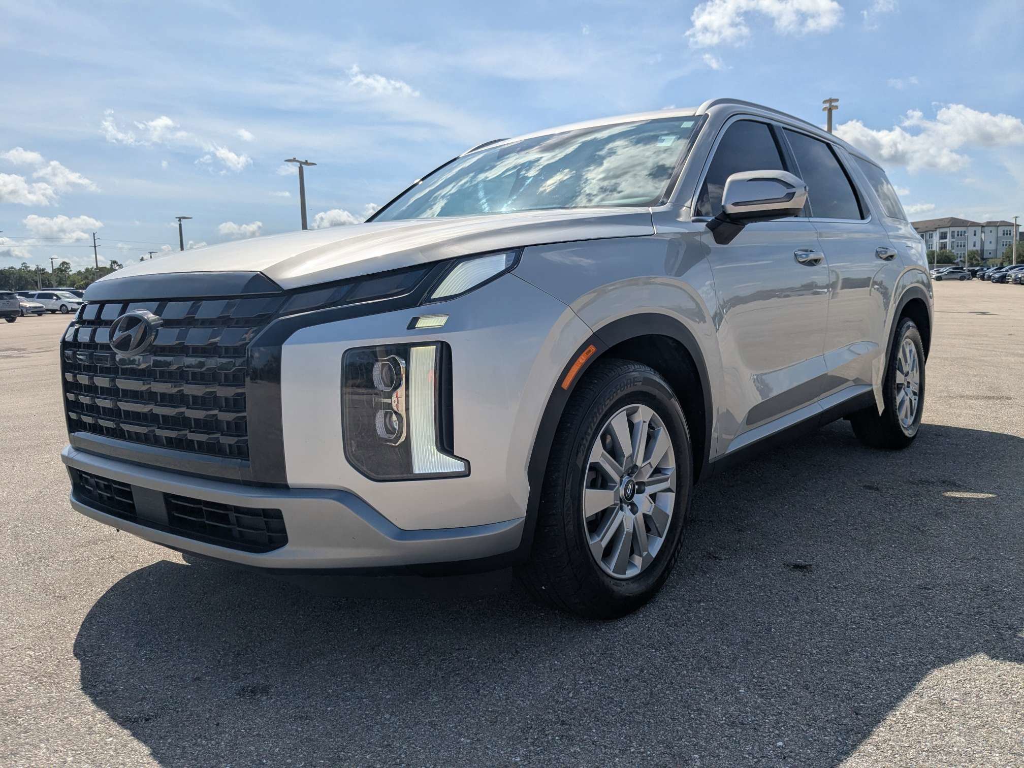 Used 2024 Hyundai Palisade SEL FWD image 9
