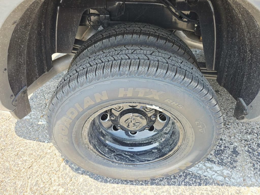 New 2026 RAM 3500 Limited AWD/4WD image 13