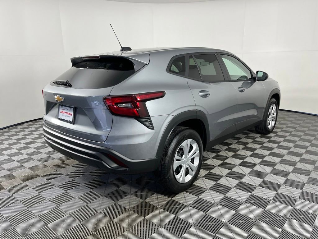 New 2026 Chevrolet Trax LS FWD image 5